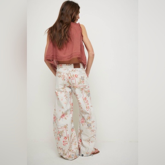 We The Free Eden Printed High Slouchy Flare Jeans Cross Stitch - Picture 3 of 5